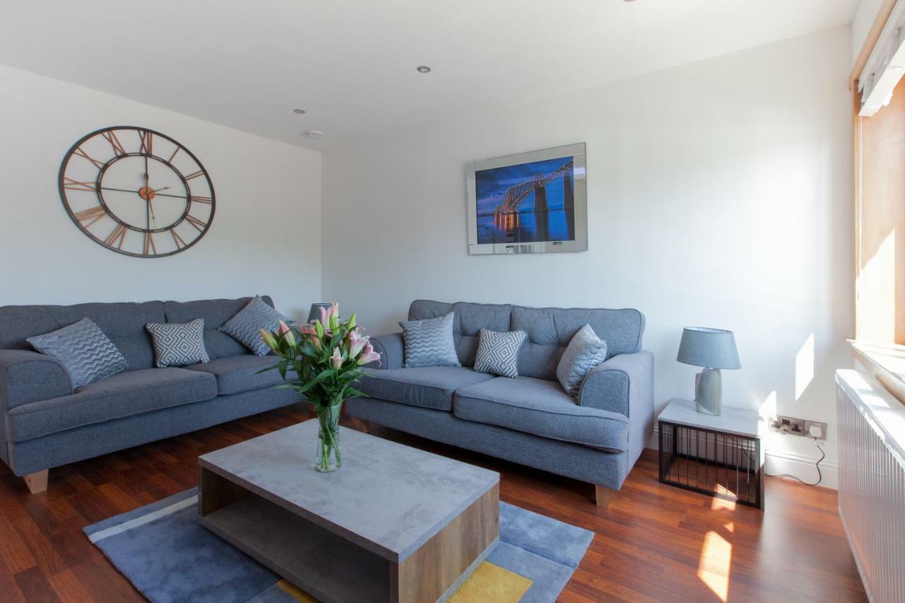 Leys Park Executive Apartments Dunfermline Exterior photo